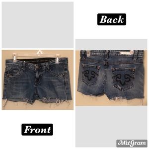 🛍 5/20 NWOT Express distressed shorts